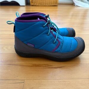 Keen Kids Teal and Purple Quilted Waterproof Winter Boots size Y 6